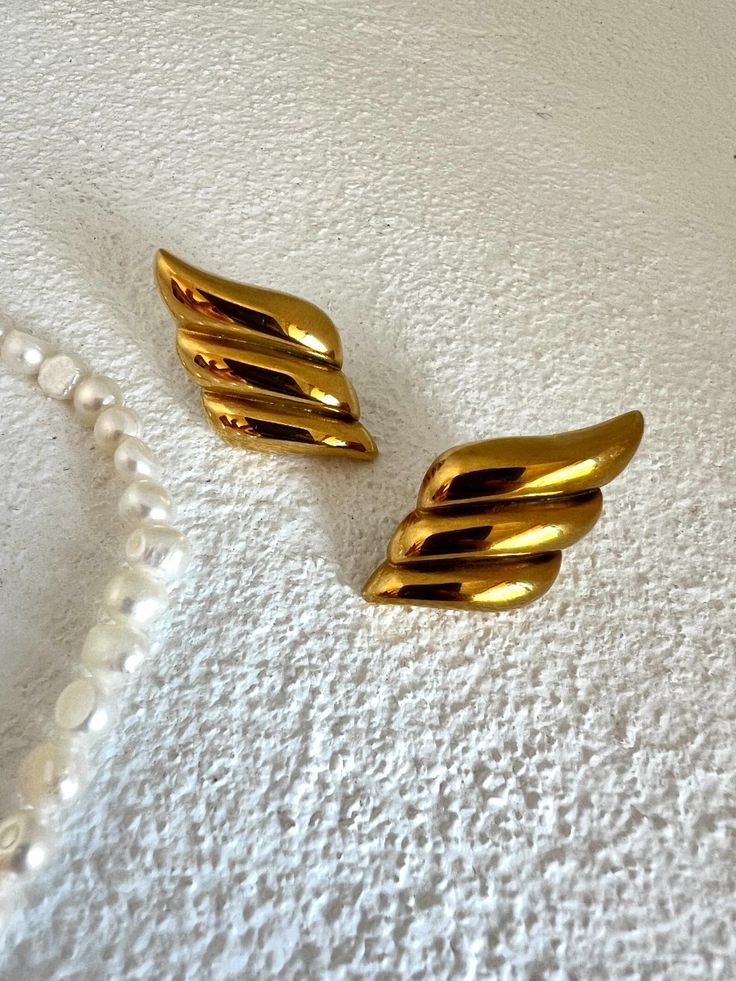 Twisted Hoops