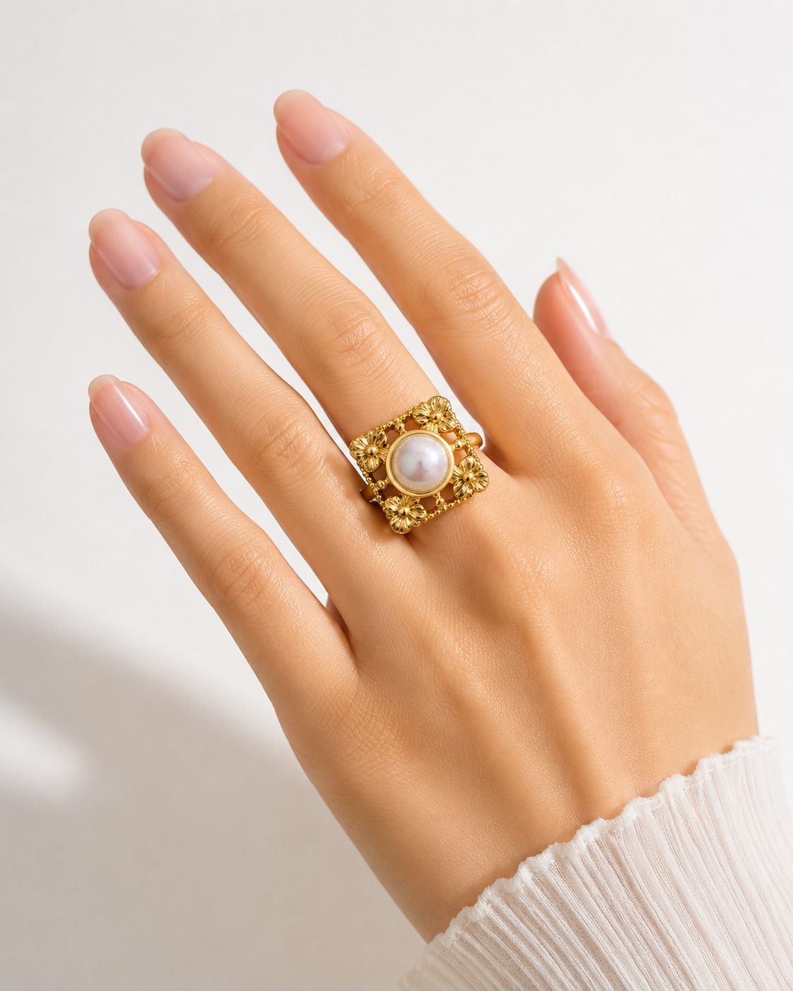 Ornate Gold Pearl Detailed Ring